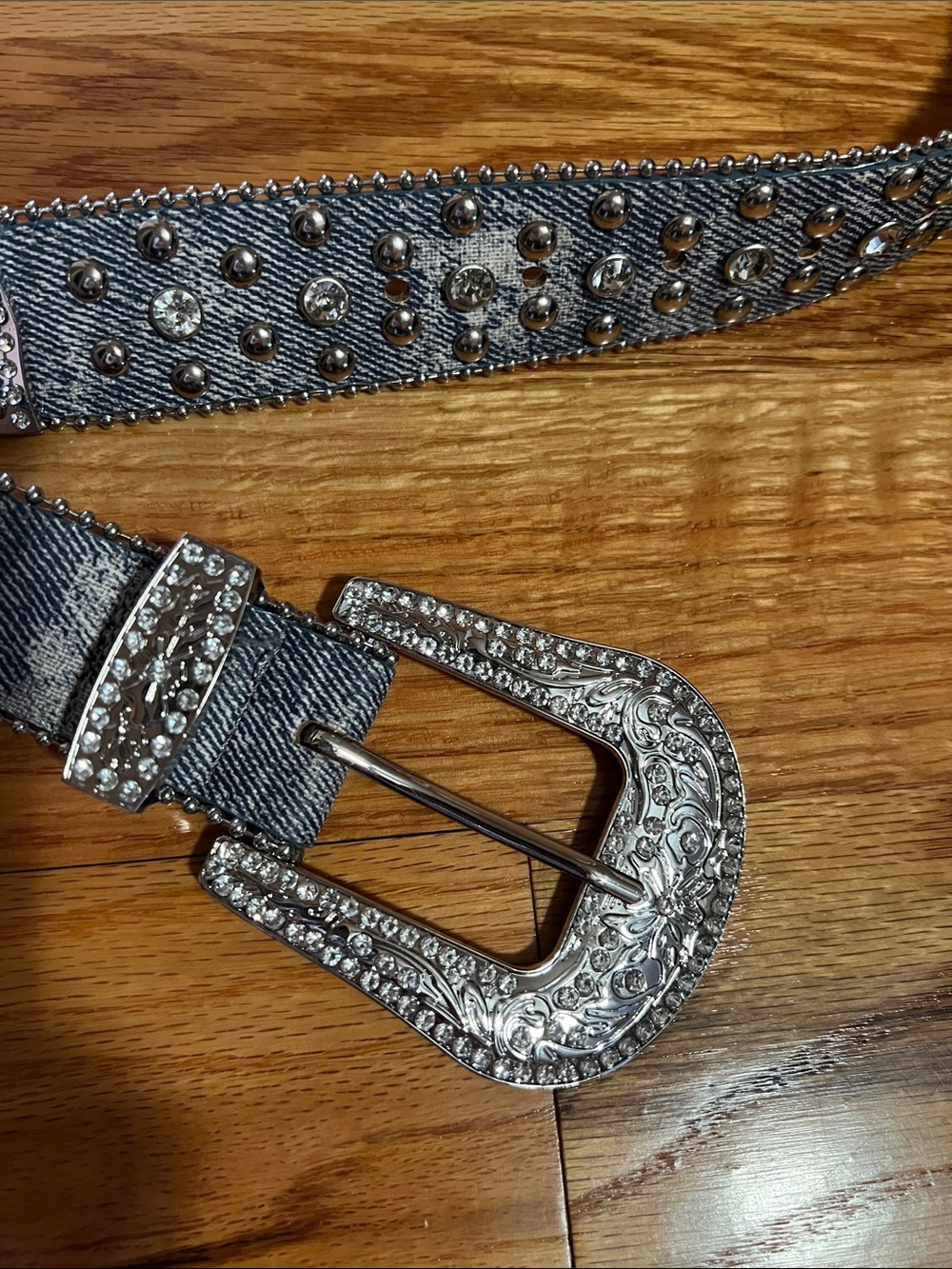 NWOT Rhinestone Belt - Picture 2 of 3